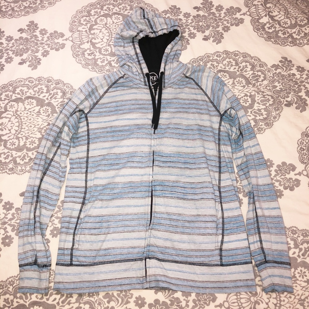 Buckle striped light jacket